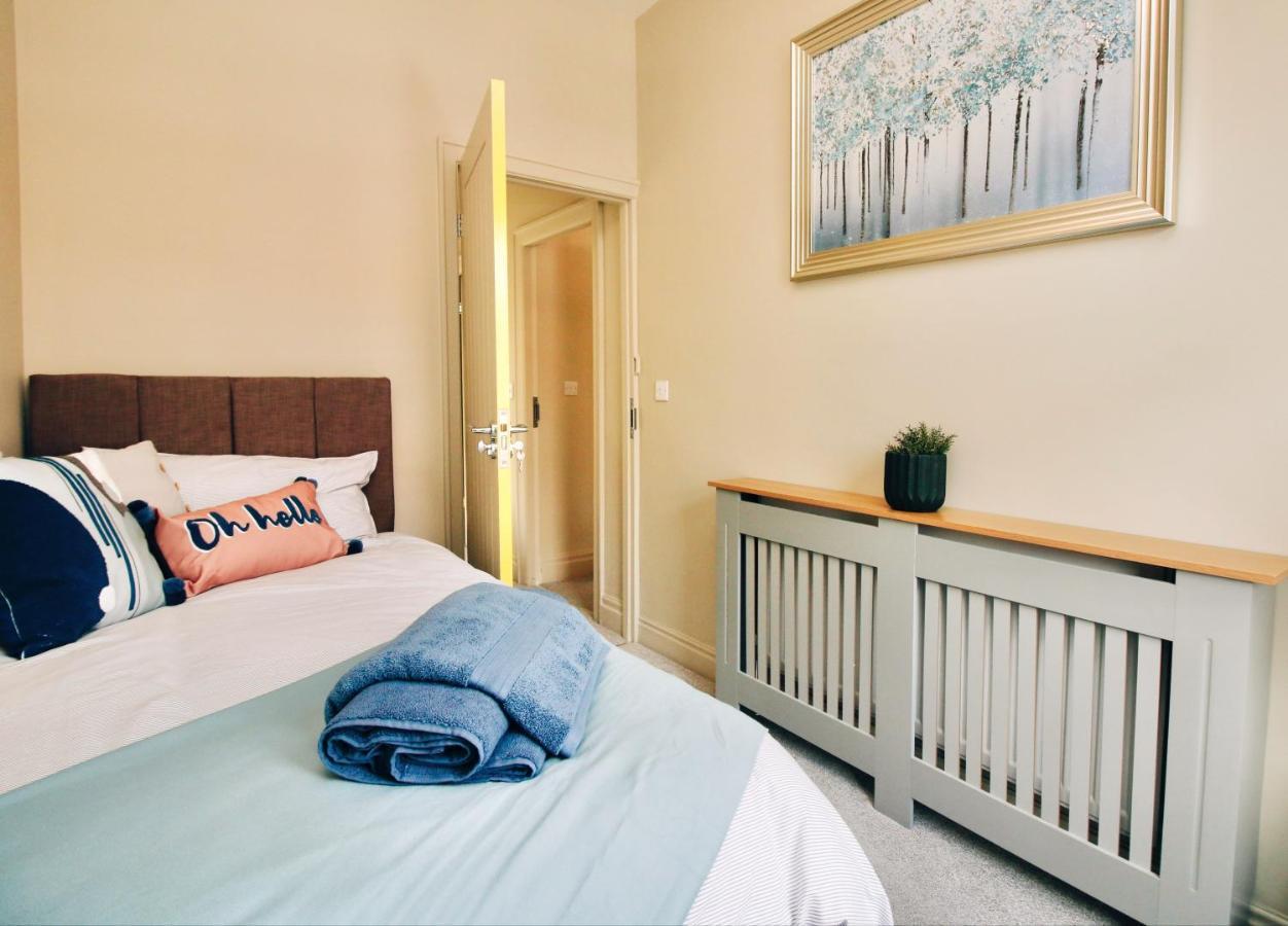 Xxhot Tubxx 4Bed Semi, Sleeps 8, 2 Bathrooms Blackpool Dış mekan fotoğraf