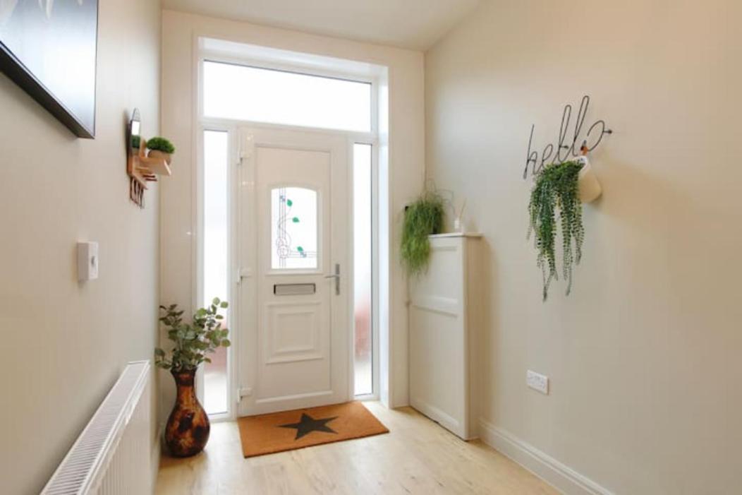 Xxhot Tubxx 4Bed Semi, Sleeps 8, 2 Bathrooms Blackpool Dış mekan fotoğraf